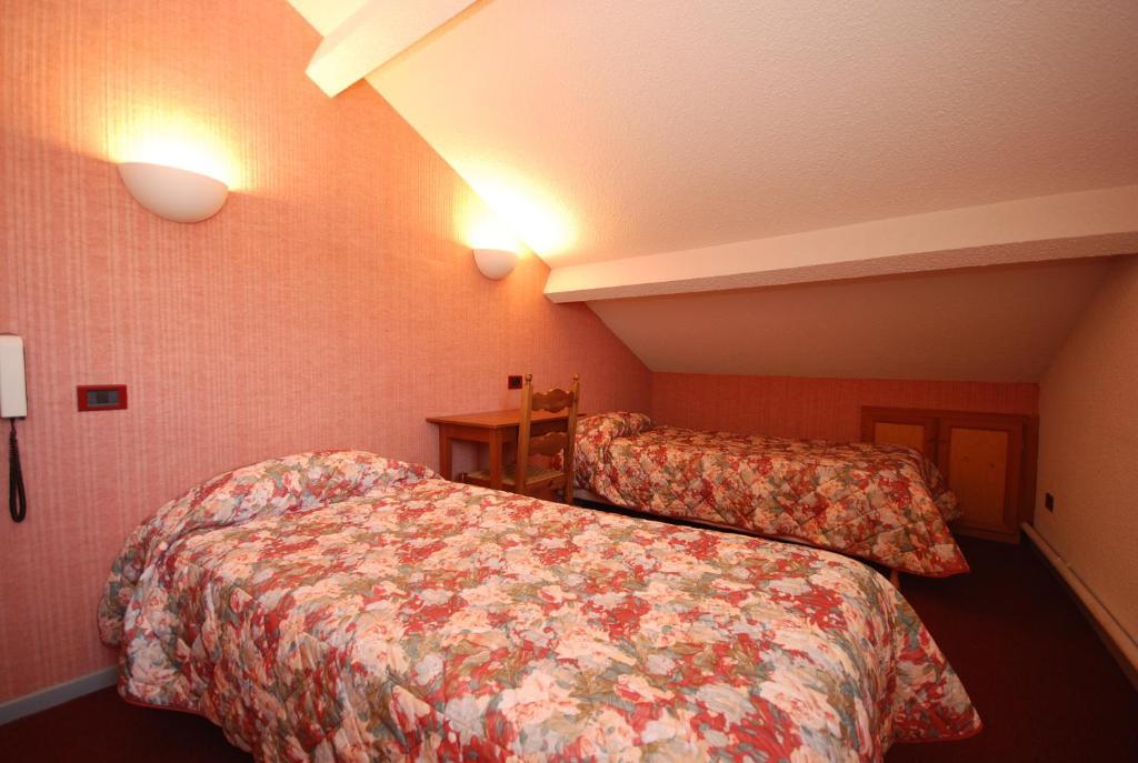 Du Rochasson Hotel 2*